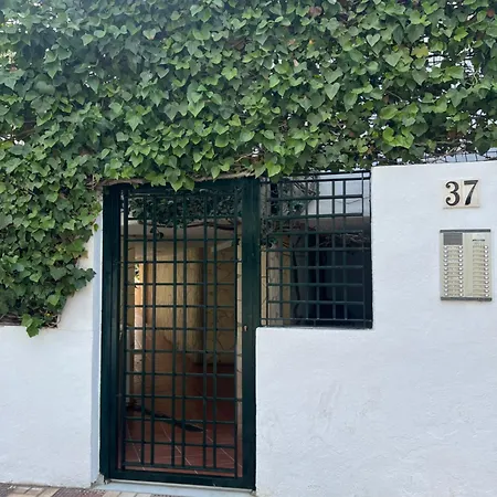 Contemporaneo Y Tranquilo En Montemar Daire Torremolinos